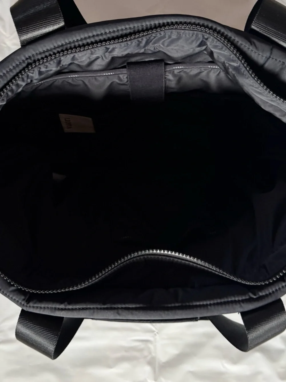 VUORI•ALL AROUND TOTE•BLACK•OS - Picture 7 of 10